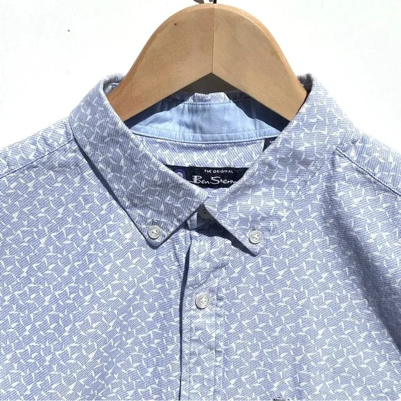 BEN SHERMAN Men’s 100% cotton Light Blue and White Geo Print Short Sleeve Shirt - Picture 3 of 6
